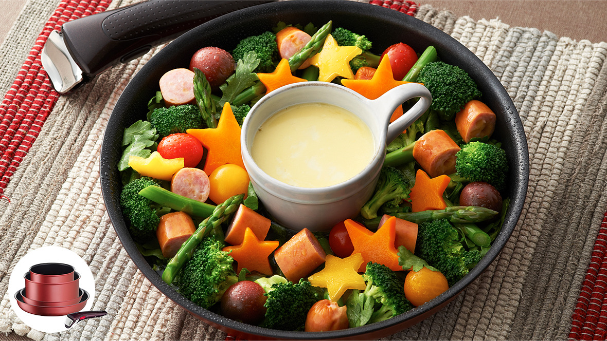 【取っ手のとれるフライパン･鍋】クリスマスリースのチーズフォンデュの写真