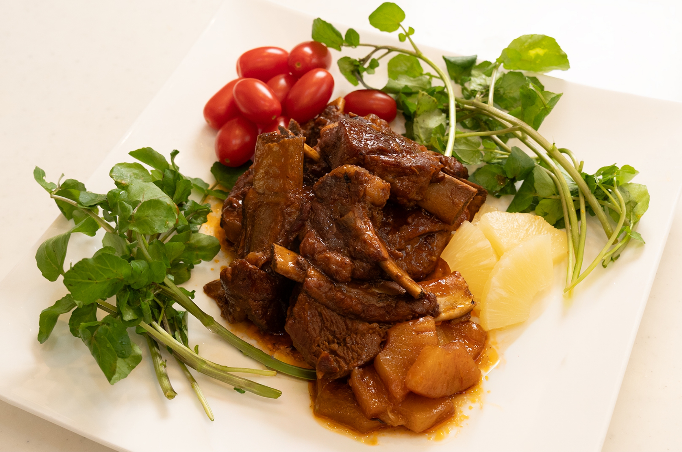 完成したハワイアンスペアリブの画像